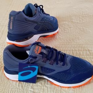 Asics Women's GT-2000 6 10.5D